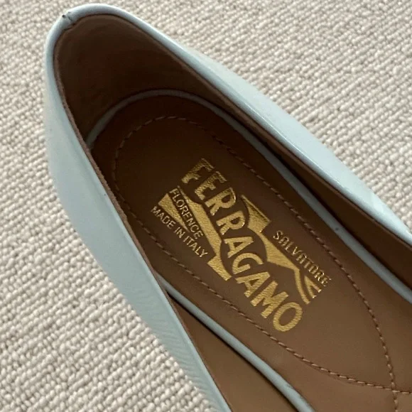 Salvatore Ferragamo Pale Blue Flats with Bow, sz US7 - Picture 2 of 5